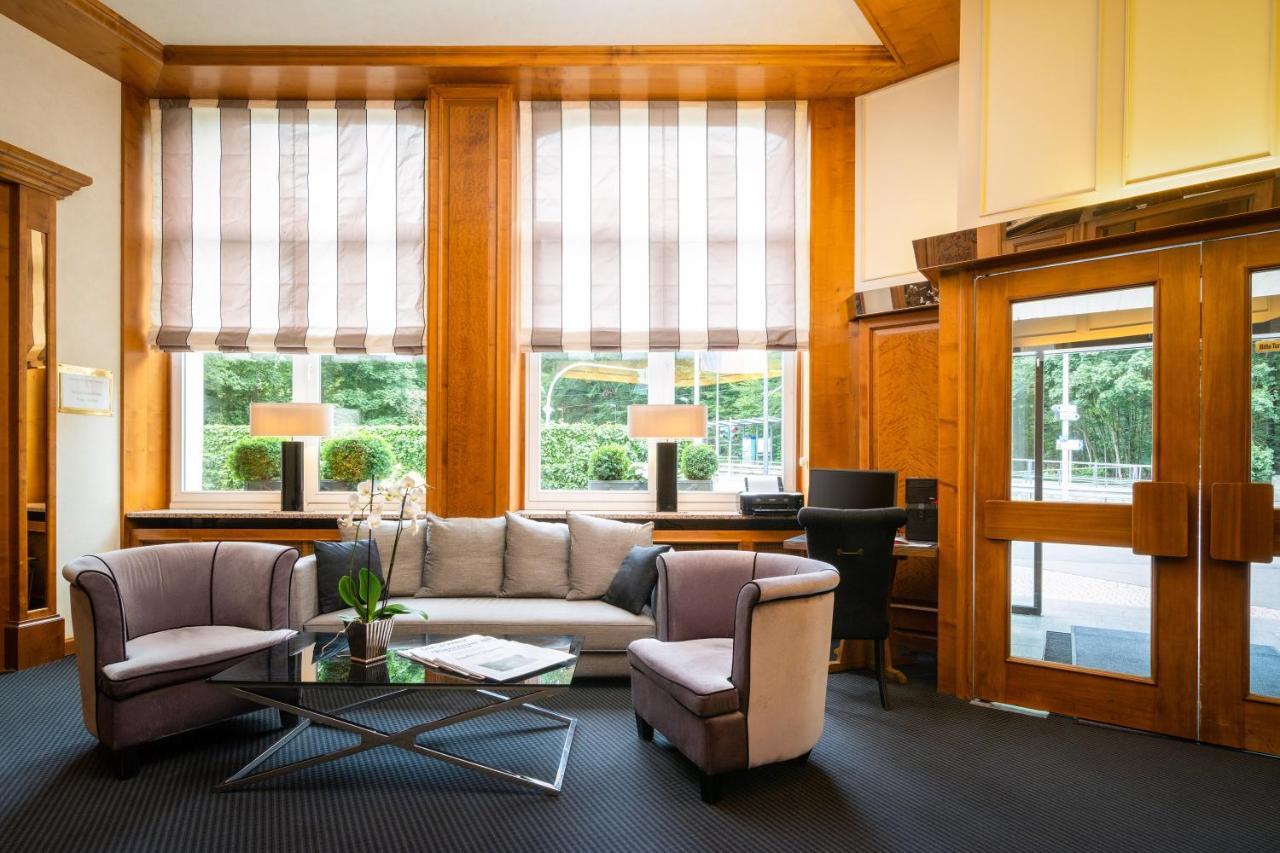 Parkhotel Am Taunus Оберурзель Экстерьер фото