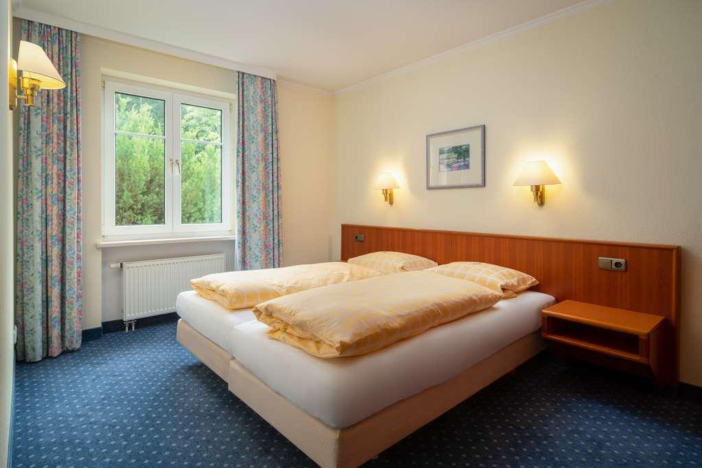 Parkhotel Am Taunus Оберурзель Номер фото