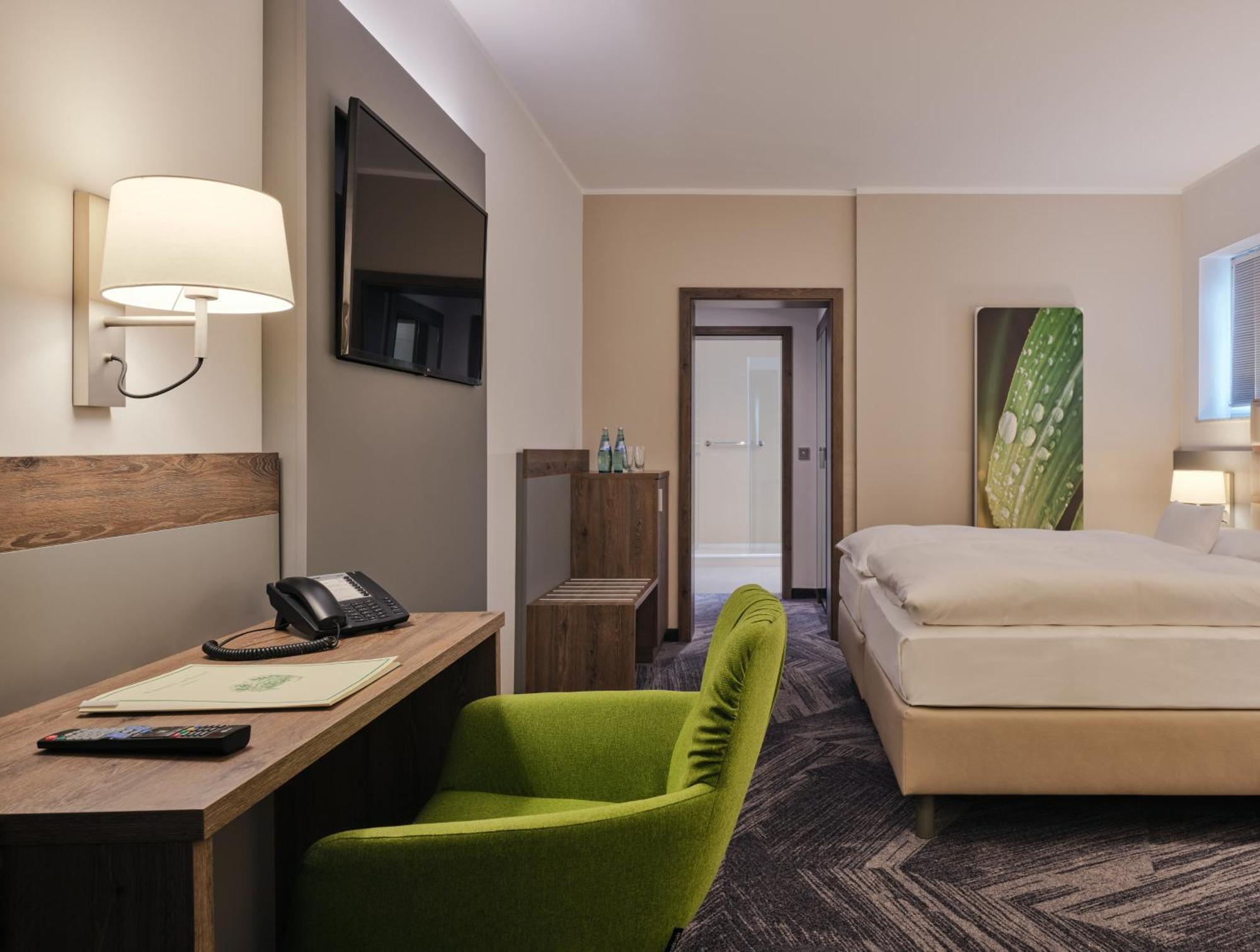 Parkhotel Am Taunus Оберурзель Экстерьер фото