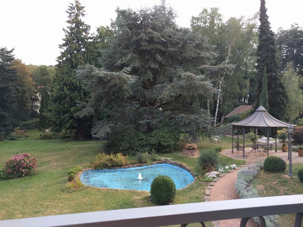 Parkhotel Am Taunus Оберурзель Экстерьер фото
